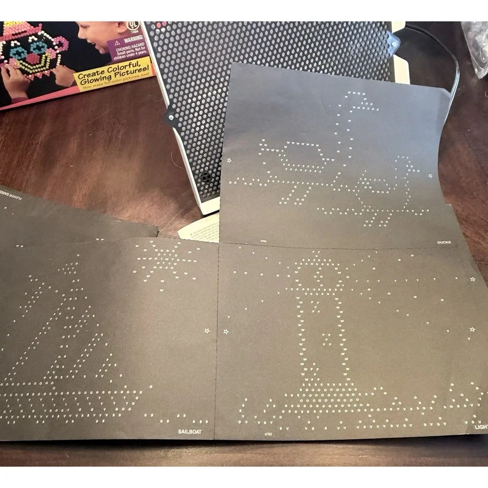Vintage Milton Bradley Lite Brite Light Bright 1993 Original Box Pegs patterns